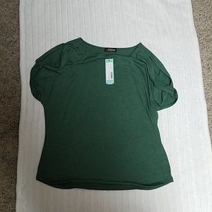 Green tshirt